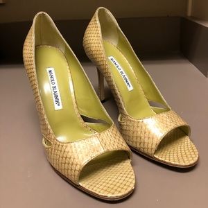 Manolo Blahnik size 38 shoes